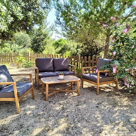 Villa L'Arbre A Soleil Aigues-Vives  Exterior foto